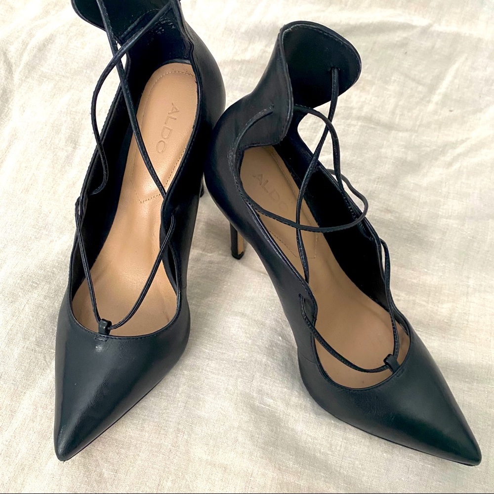 Ankle Tie Pumps